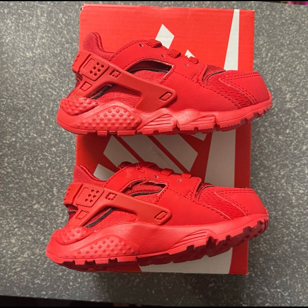 ❌ SOLD❌ 6c Nike Hauraches
